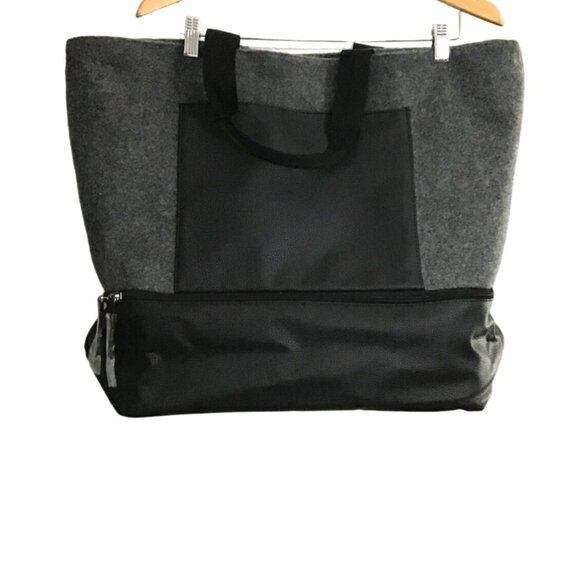 DSW GREY/BLACK TOTE TRAVEL BAG WITH BOTTOM ZIPPER COMPARTMENT AND OUTSIDE POCKET - Picture 1 of 6